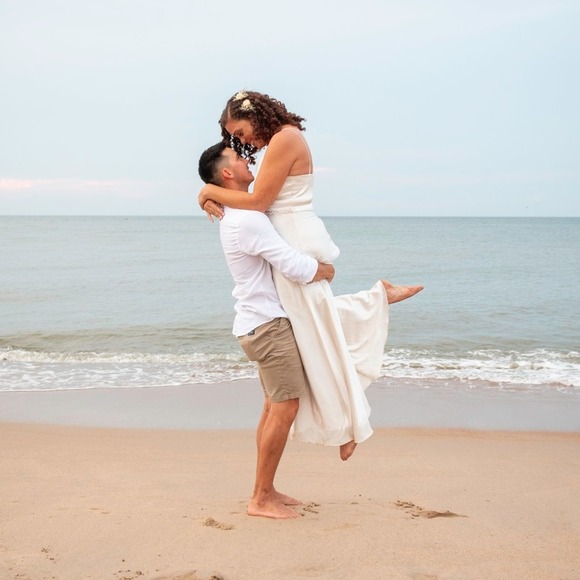 Meet your Posher, Ren - Picture 1 of 1